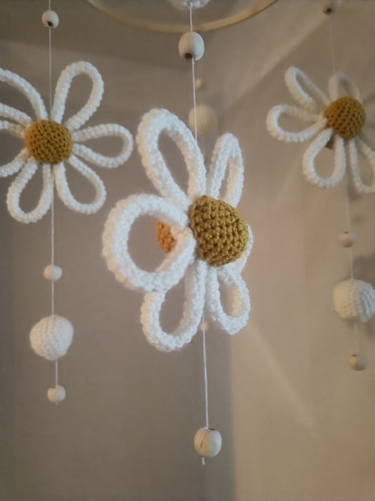 Mobile mit Blümchen
