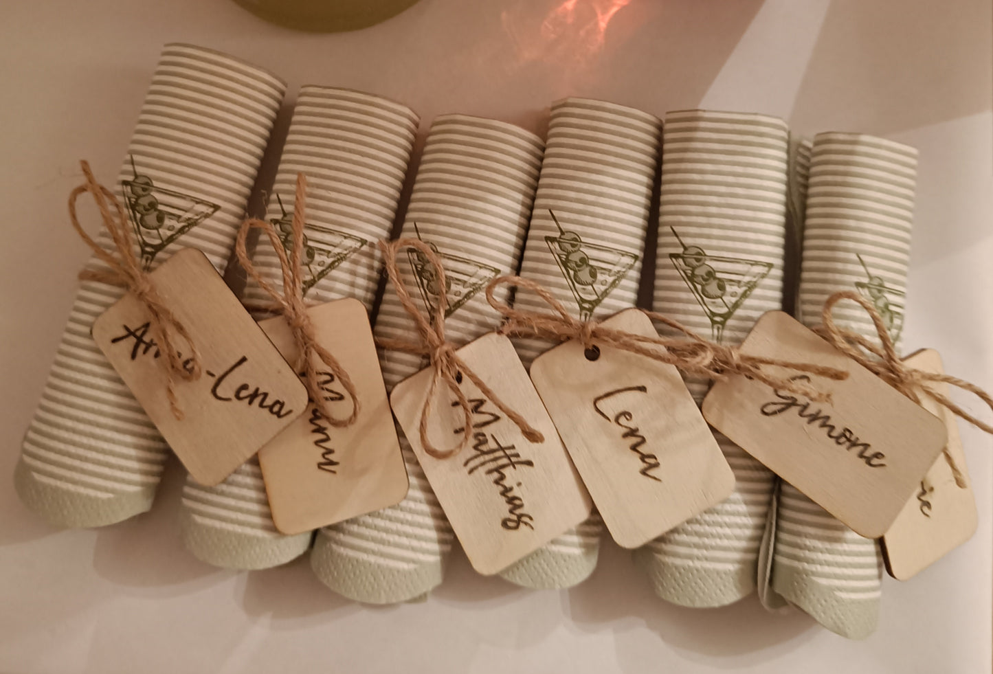 Geschenkanhänger aus Holz