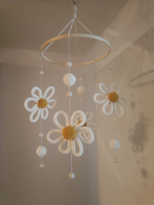 Mobile mit Blümchen