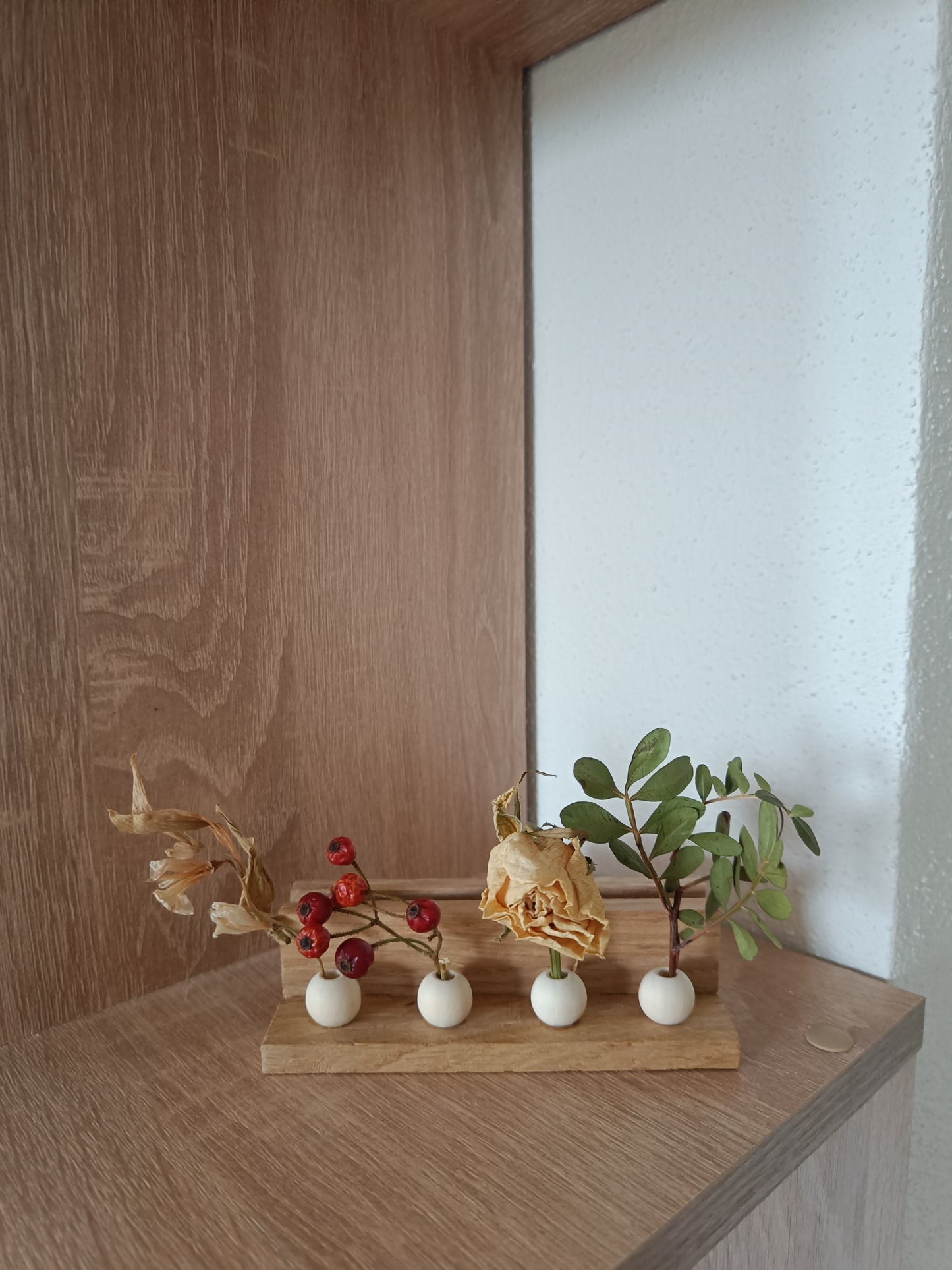 Kartenhalter aus Holz